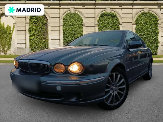 Jaguar X-TYPE
