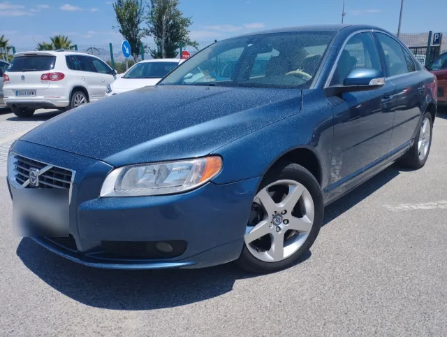 Volvo S 80