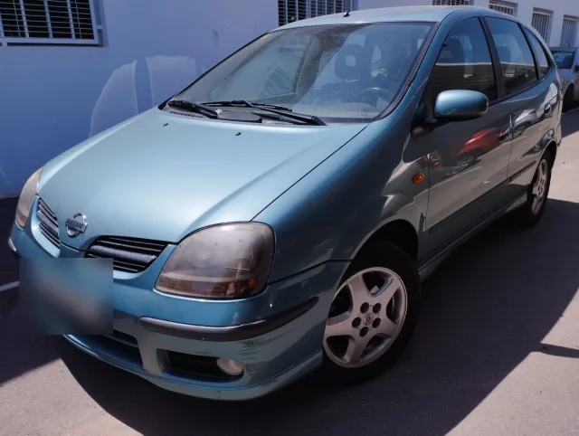 Nissan Almera